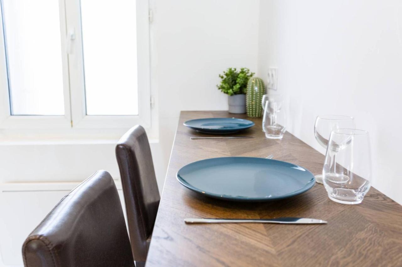 Maxbnb - Climatise - Grand Studio 37M2 & Terrasse 30M2 - Est Тулон Экстерьер фото